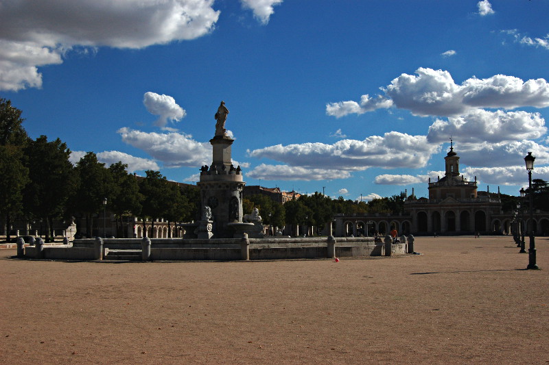[La Plaza de San Antonio a Aranjuez.]