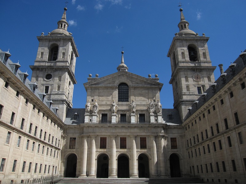 [Facciata della basilica dell'Escorial]