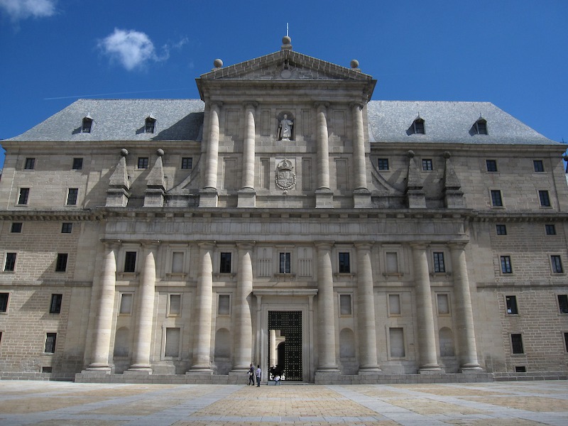 [Facciata del monastero dell'Escorial]