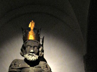 [Statua di Carlomagno un tempo collocata sul campanile Sud di Grossmünster.]