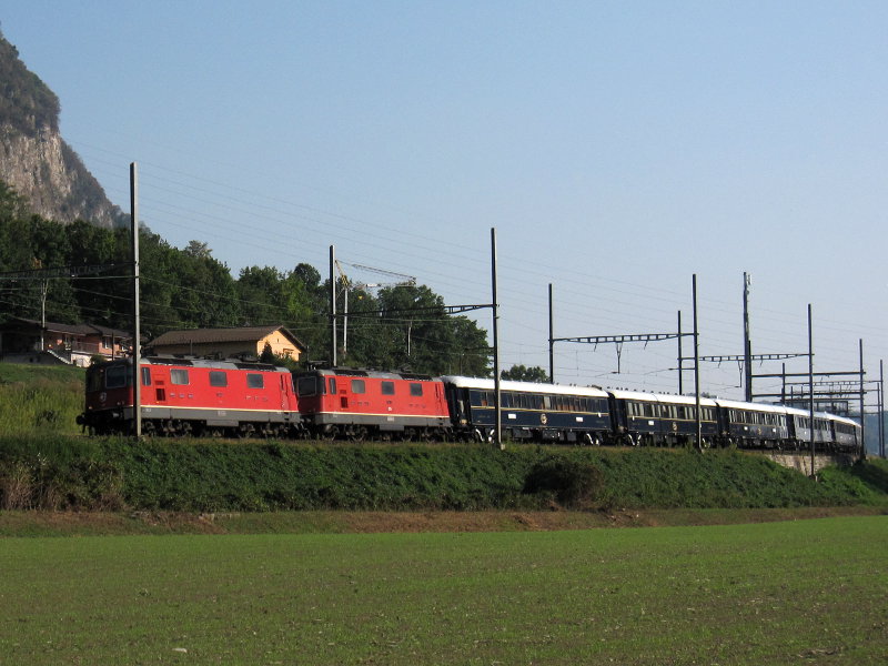 [Doppia di Re 4/4 in testa al Venice-Simplon Orient Express]